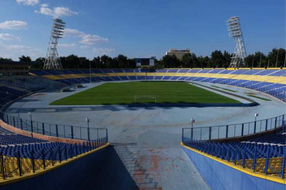 STRAHOV STADIUM: THE BIGGEST STADIUM IN THE WORLD | Football Campagne